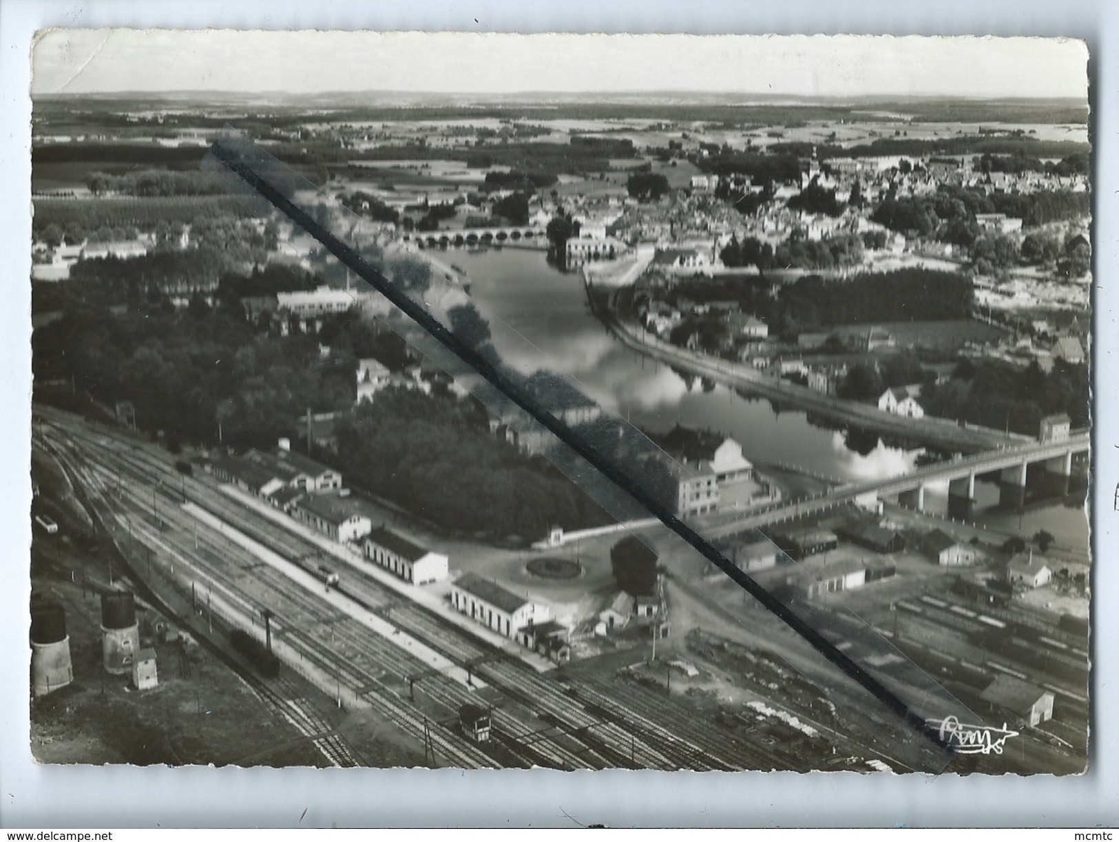 CPM -  Gray (Hte Saône) - Vue Aérienne - La Gare, La Saône Et Les Deux Ponts - Gray