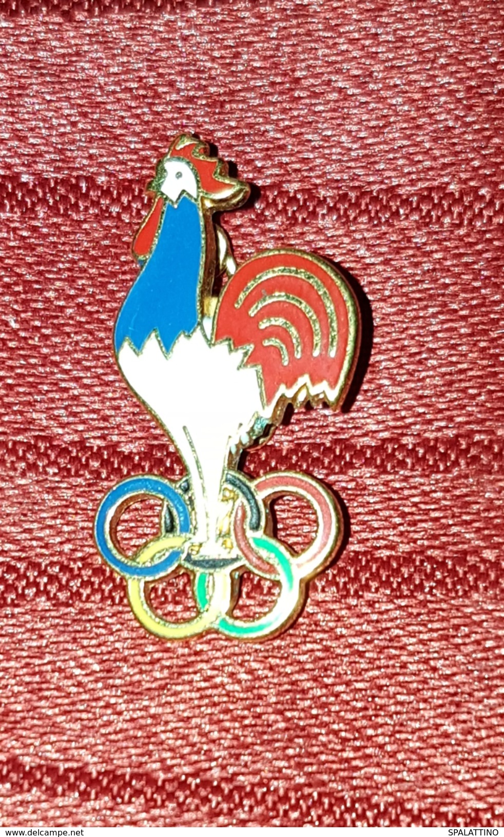 FRANCE OLYMPIC COMMITTEE, ORIGINAL OLD VINTAGE ENAMELLED PIN BADGE - Olympic Games