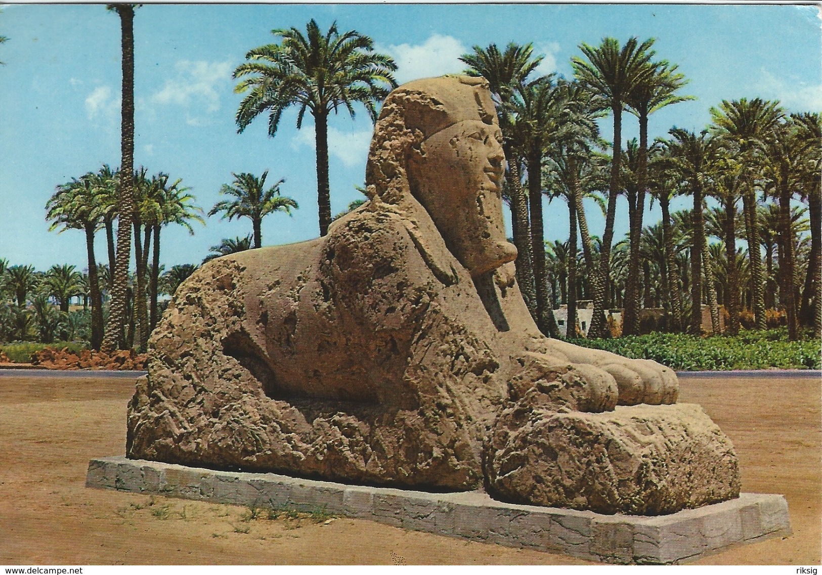 Egypt - Memphis - The Alabaster Sphinx.  # 02216 - Sculptures