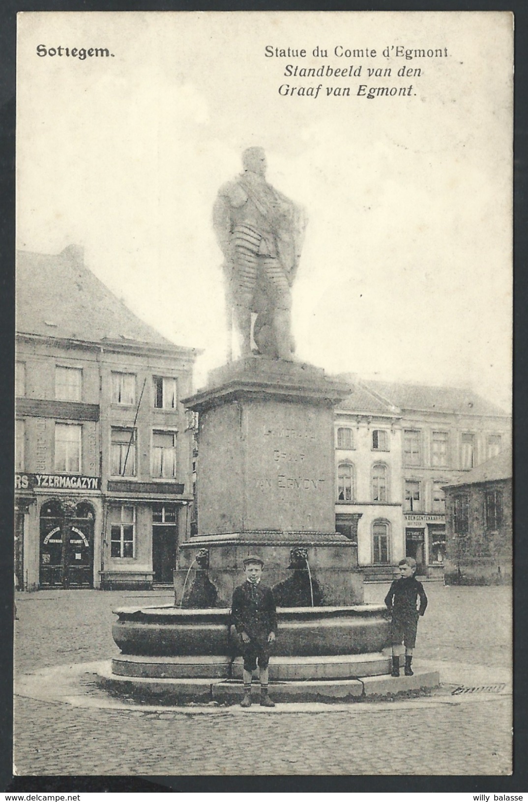 +++ CPA - ZOTTEGEM - SOTTEGEM - Statue Du Comte D'Egmont - Standbeeld Van Den Graaf Van Egmont  // - Zottegem