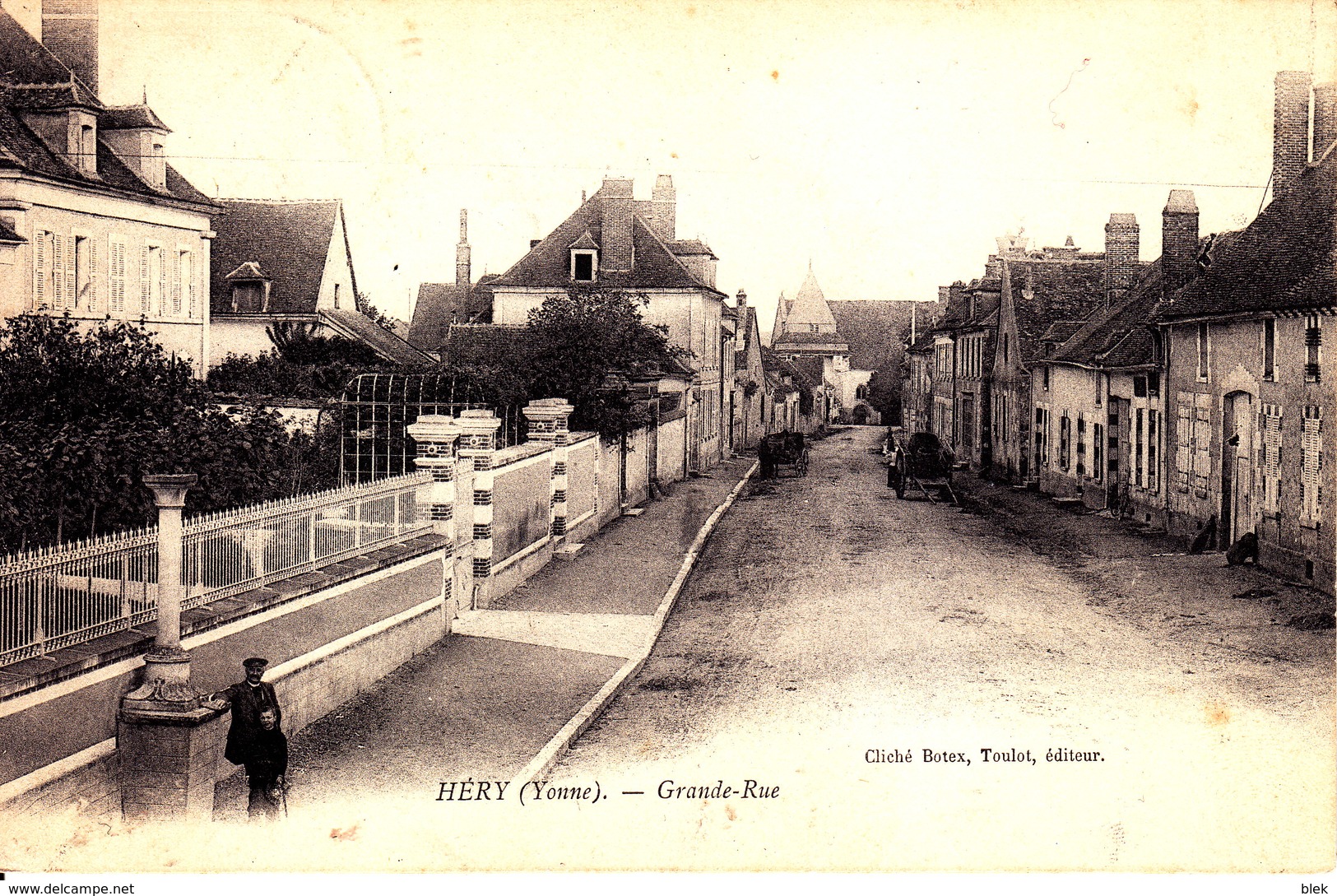 89 . Yonne :  Héry : Grande Rue . - Hery