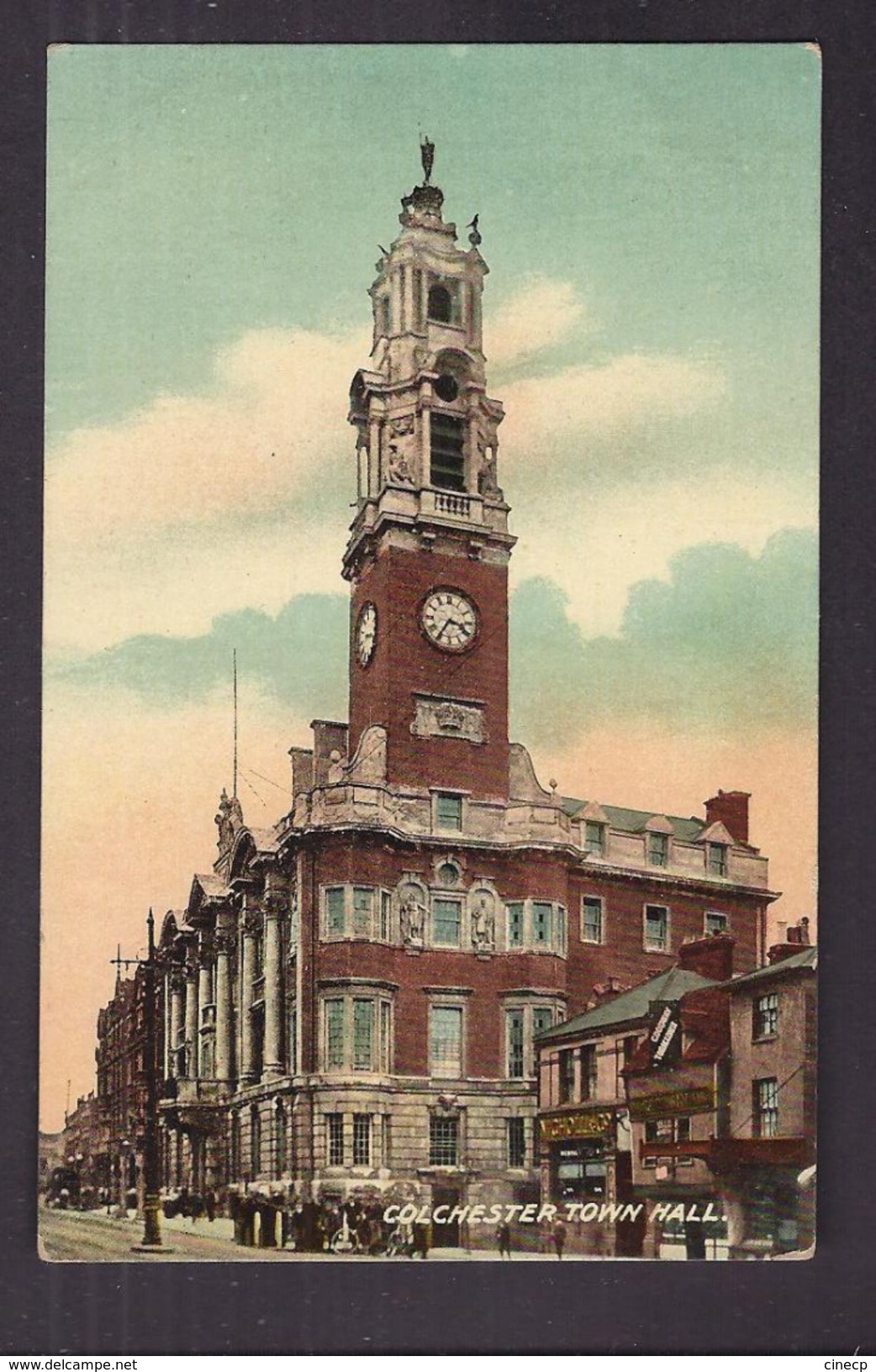 CPA ANGLETERRE - COLCHESTER - Town Hall - TB PLAN EDIFICE PUBLIC CENTRE VILLE ANIMATION - Colchester