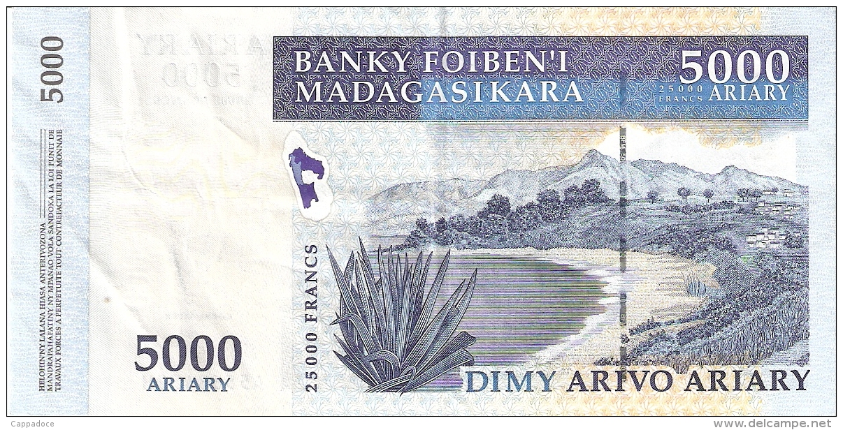 MADAGASCAR   5000 Ariary   ND (2003)   Sign.5   P. 84   SUP - Madagascar