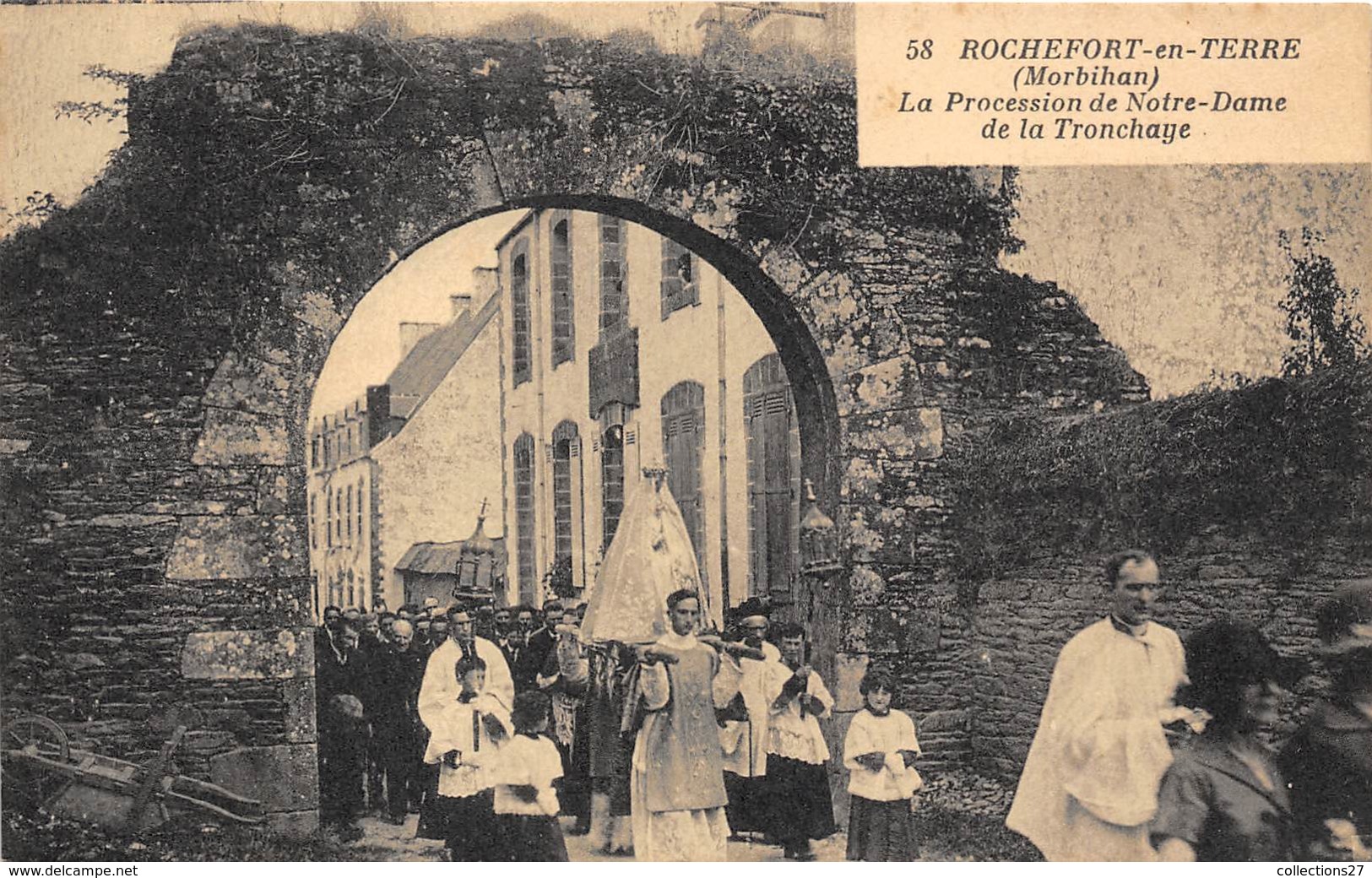 56-ROCHEFORT-EN-TERRE- LA PROCESSION DE NOTRE-DAME DE LA TRONCHAYE - Rochefort En Terre