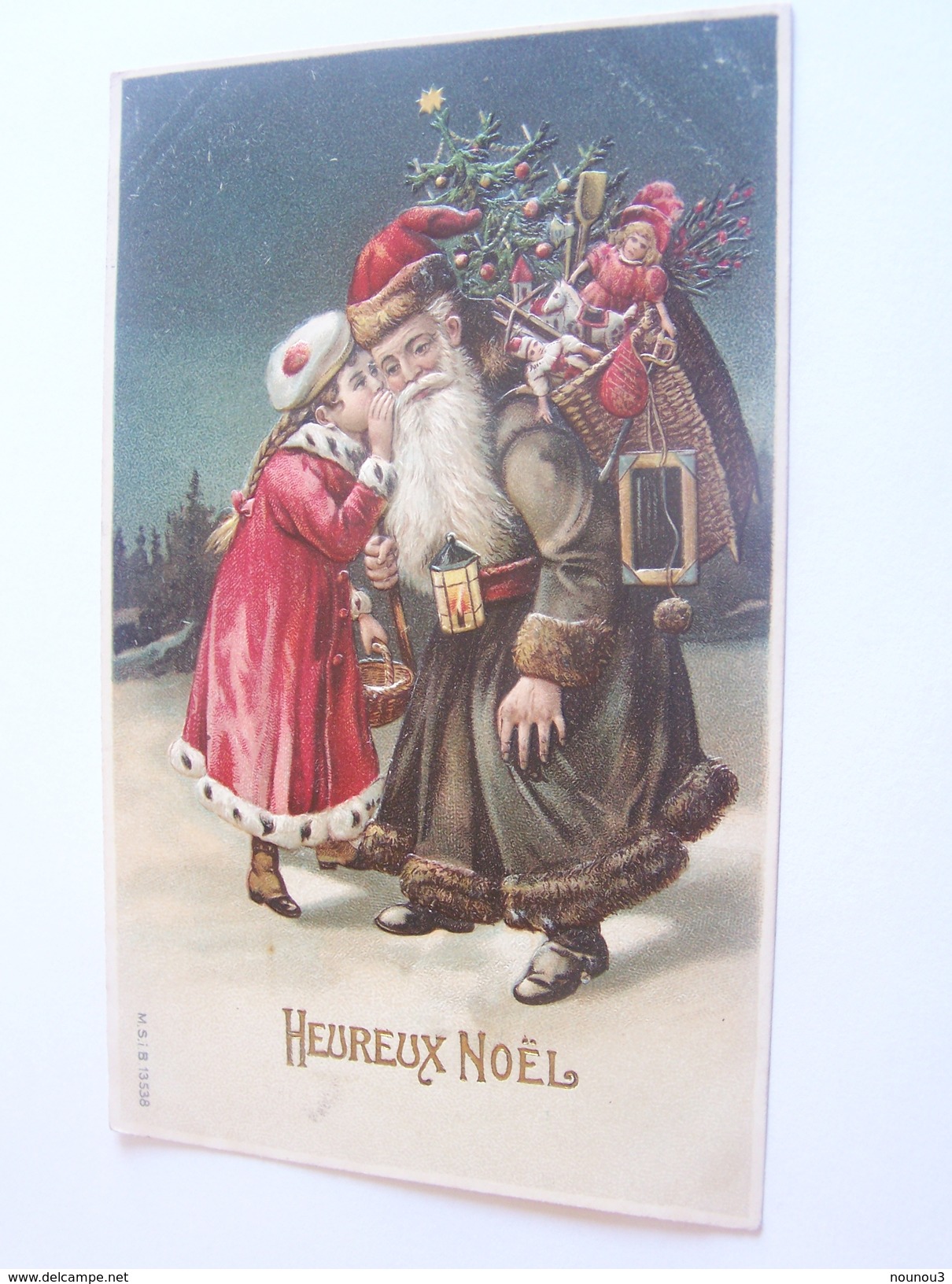 PERE NOEL ROBE GRIS VERT HOTTE DE JOUETS POUPEE SAPIN.  ENFANT FILLETTE PARLANT A L OREILLE DU PERE NOEL. GAUFREE  CPA - Santa Claus