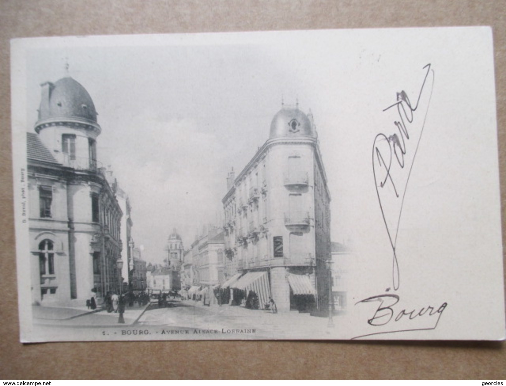 AIN  01        BOURG  -    AVENUE  ALSACE- LORRAINE     ANIME   TTB - Other & Unclassified