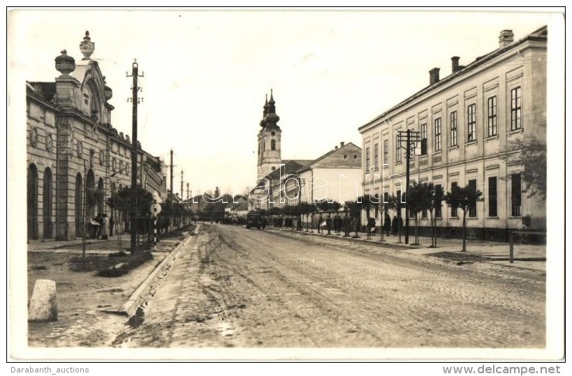 T2 Szenttam&aacute;s, B&aacute;csszenttam&aacute;s, Srbobran; FÅ‘ Utca, Iskola / Main Street, School - Non Classificati