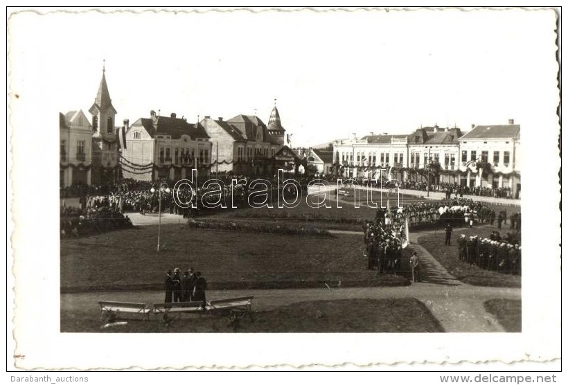 T2 1940 Gyergy&oacute;szentmikl&oacute;s, Gheorgheni; Bevonul&aacute;s / Entry Of The Hungarian Troops, Photo '1940... - Non Classificati