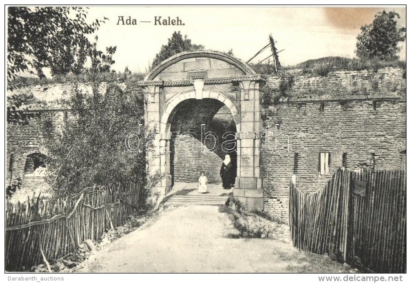 ** T2 Ada Kaleh, V&aacute;rbej&aacute;rat / Castle Entrance - Non Classificati