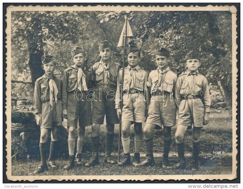 Cca 1930 Kis Cserk&eacute;szek Csoportk&eacute;pe, Fot&oacute;, 8,5x11 Cm - Scoutismo