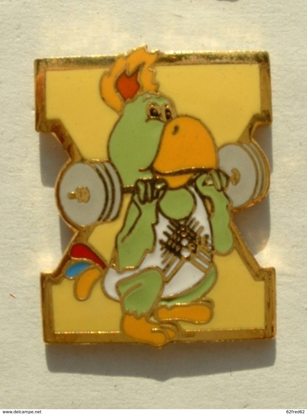 PIN'S JEUX PANAMERICAINS 1987 - PERROQUET - PARROT - HALTEROPHILIE - WEIGHTLIFTING - Haltérophilie