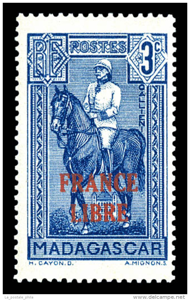 ** Madagascar: N&deg;243, 3c Bleu Surcharg&eacute; 'FRANCE LIBRE'. TB   Cote: 222 Euros   Qualit&eacute;: ** - Unused Stamps