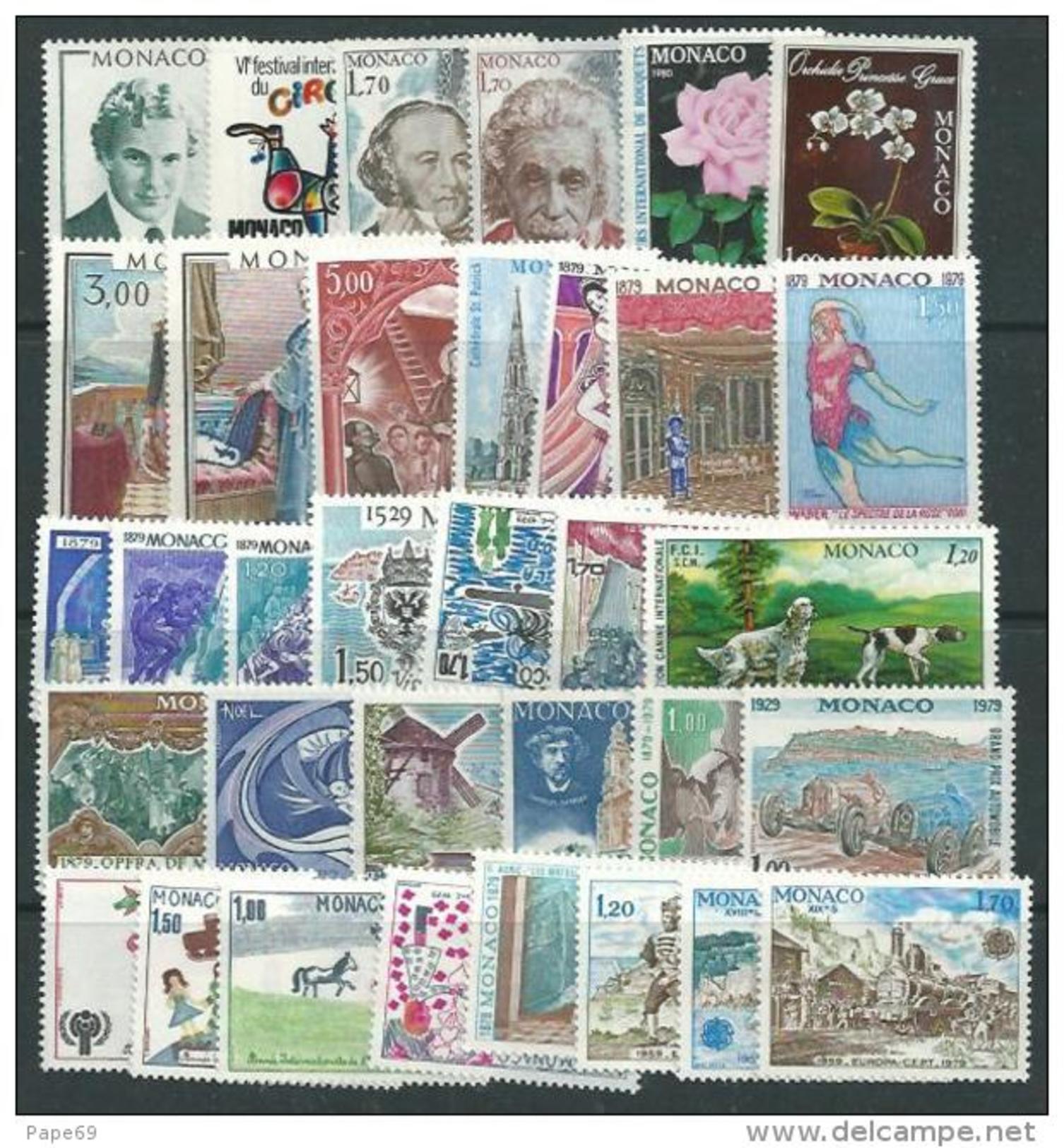 Monaco Année Complète Timbres Poste  1979 Du N° 1175 Au N° 1208 XX, Les  50 Valeurs Sans Charnière TB - Années Complètes