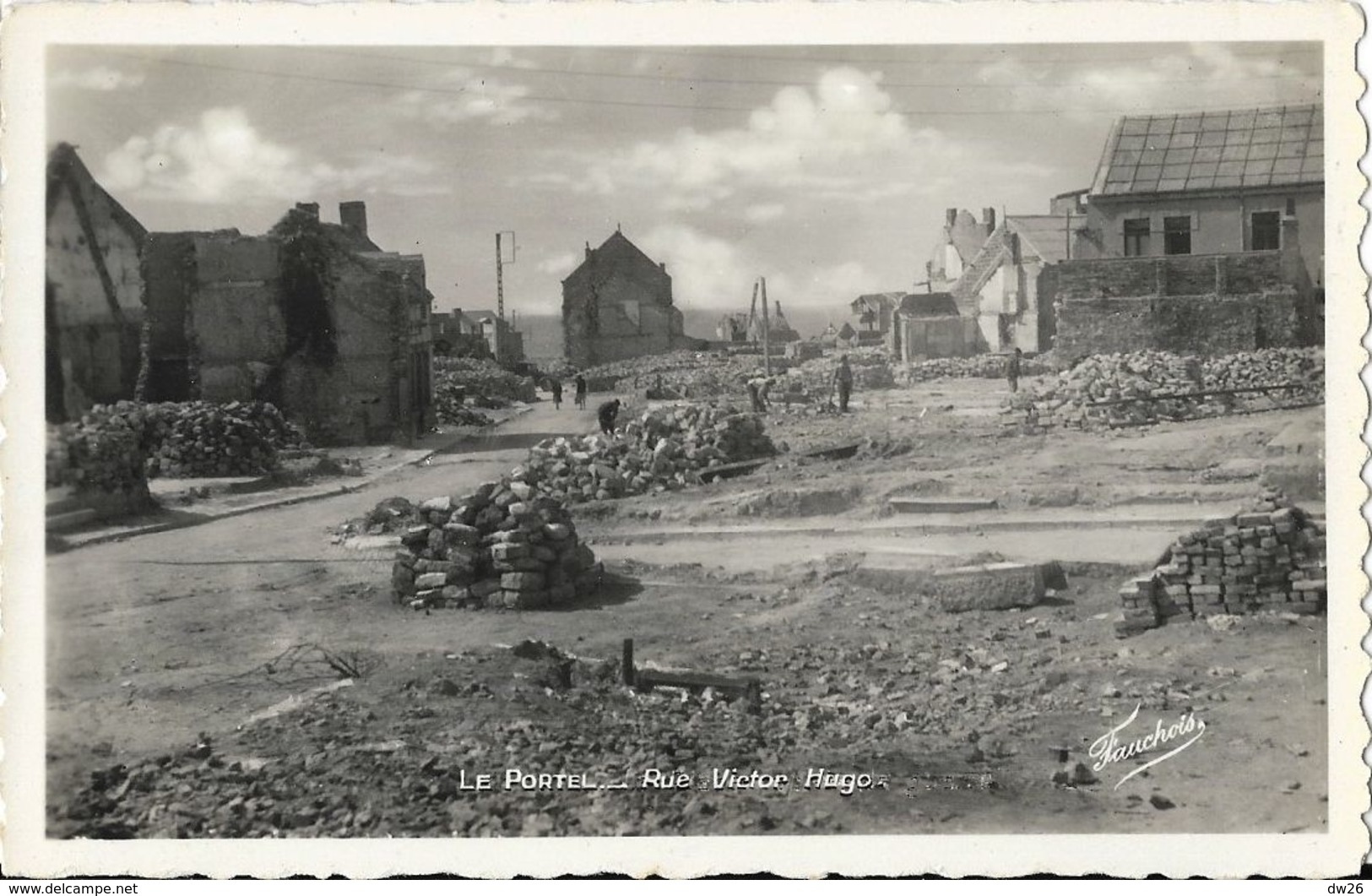 Guerre 1939-45 - Le Portel (Pas-de-Calais) Les Ruines Rue Victor Hugo - Edition Fauchois - Carte Non Circulée - Weltkrieg 1939-45