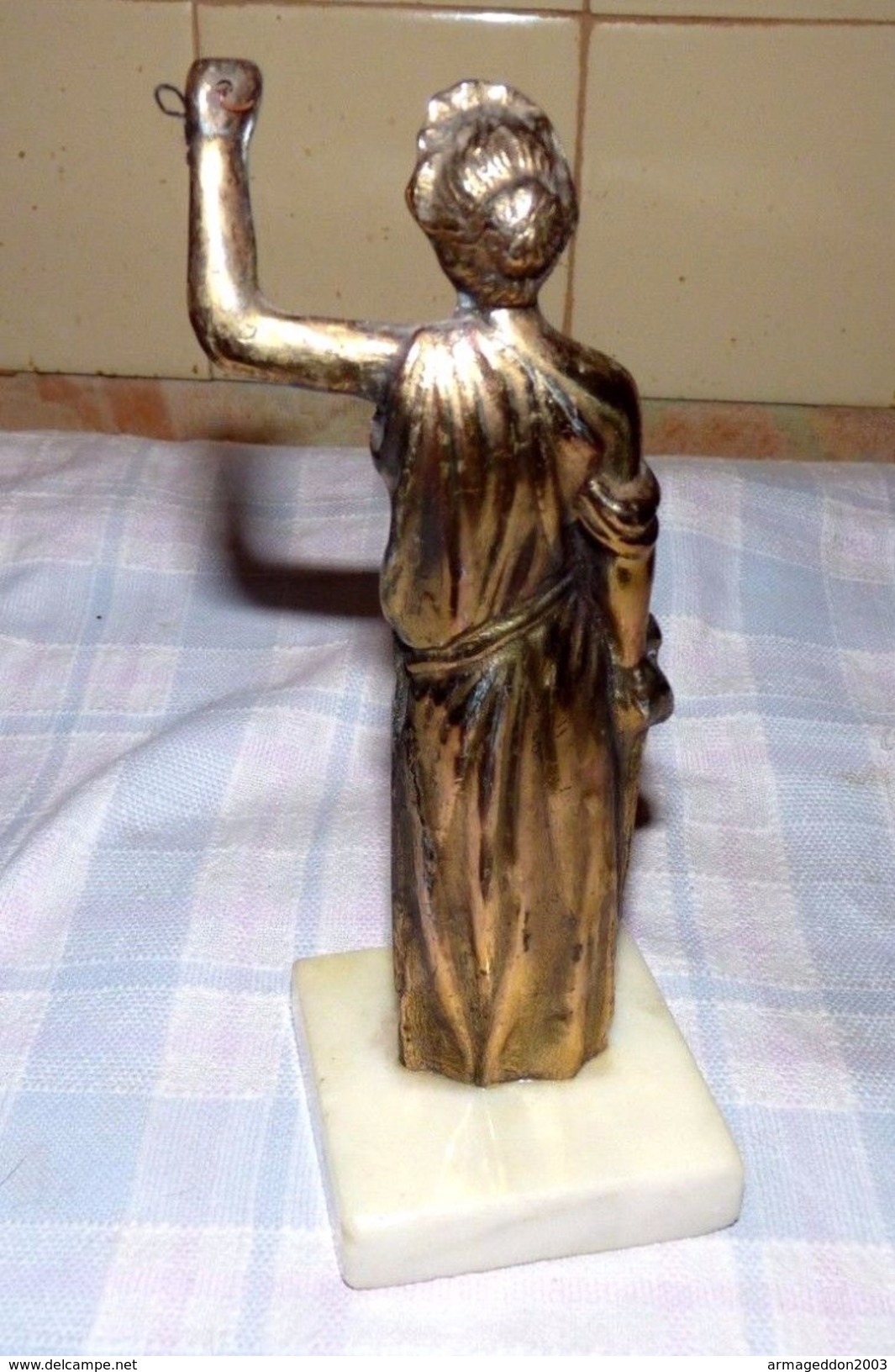 SCULPTURE STATUETTE EN REGULE THEMIS DEESSE GRECE DE LA JUSTICE 18.5 CM - Autres & Non Classés