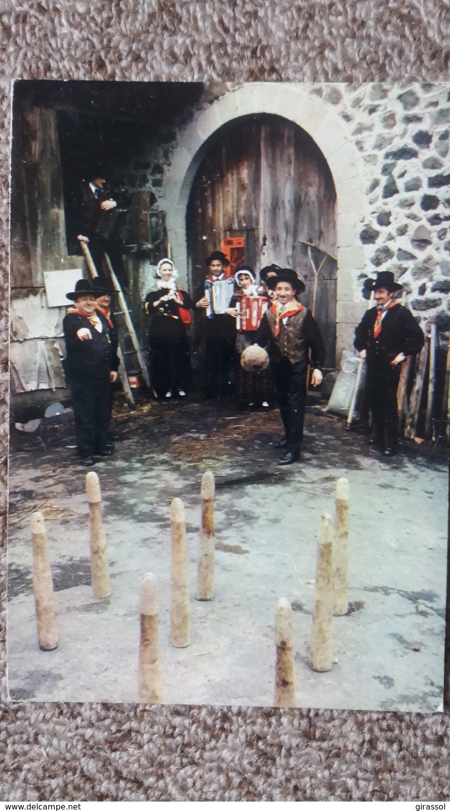 CPSM JEU DOMINICAL GENRE QUILLES FOLKLORE D AUVERGNE ED IRIS - Jeux Régionaux