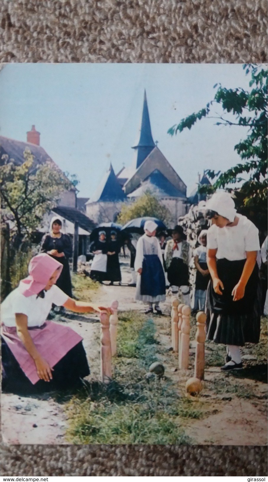 CPSM JEU PARTIE DE QUILLES AU VILLAGE AVEC LES FORESTINS GROUPE FOLKLORIQUE 18 THAUMIERS ED CIM - Juegos