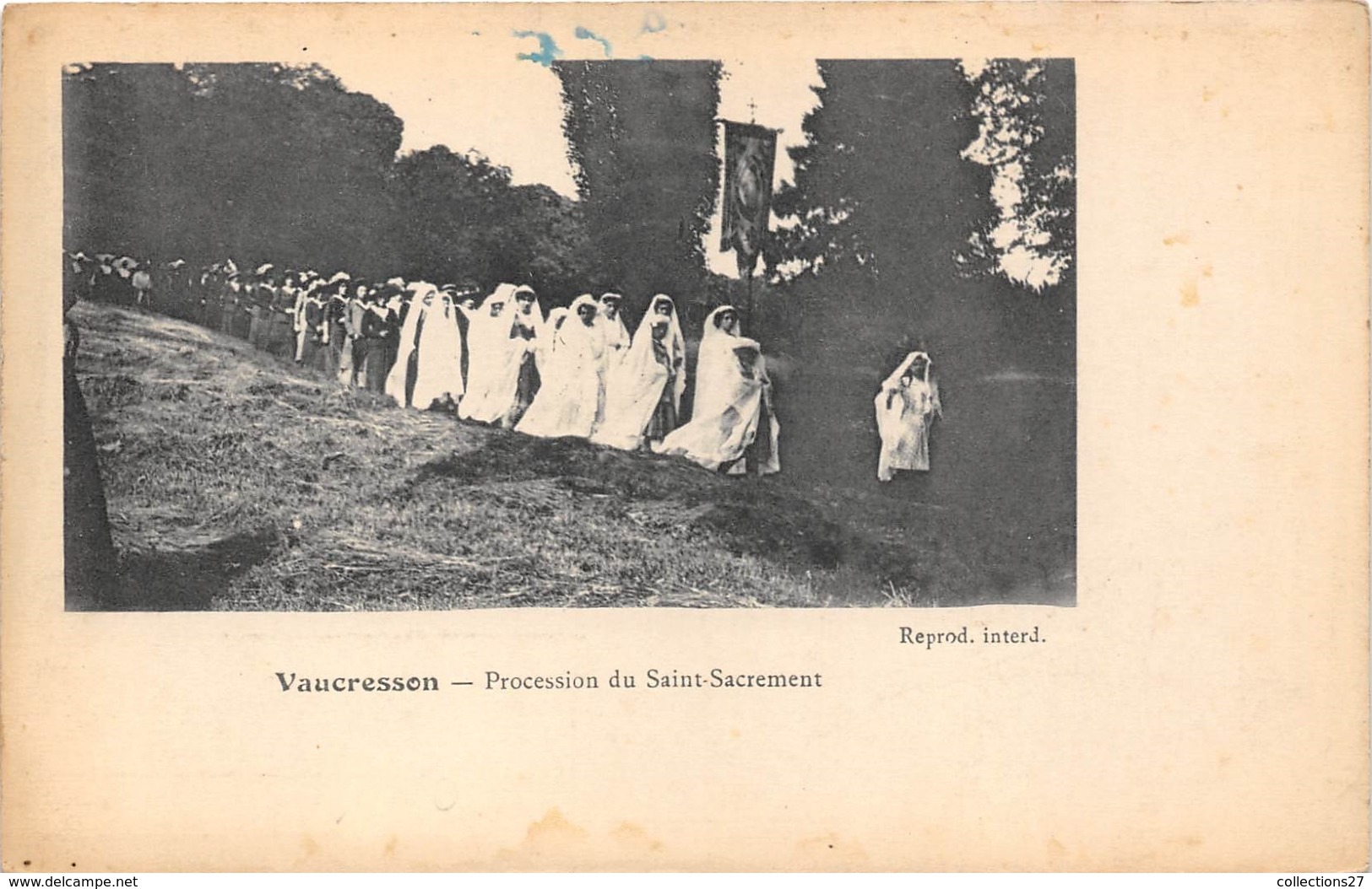 92-VAUCRESSON- PROCESSION DE SAINT-SACREMENT - Vaucresson