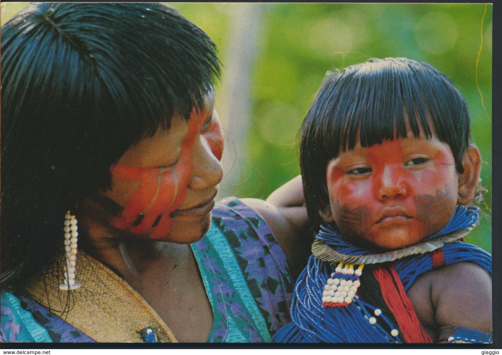 °°° 3590 - BRASIL - AMAZZONIA - BAMBINA IN BRACCIO ALLA MADRE °°° - Manaus