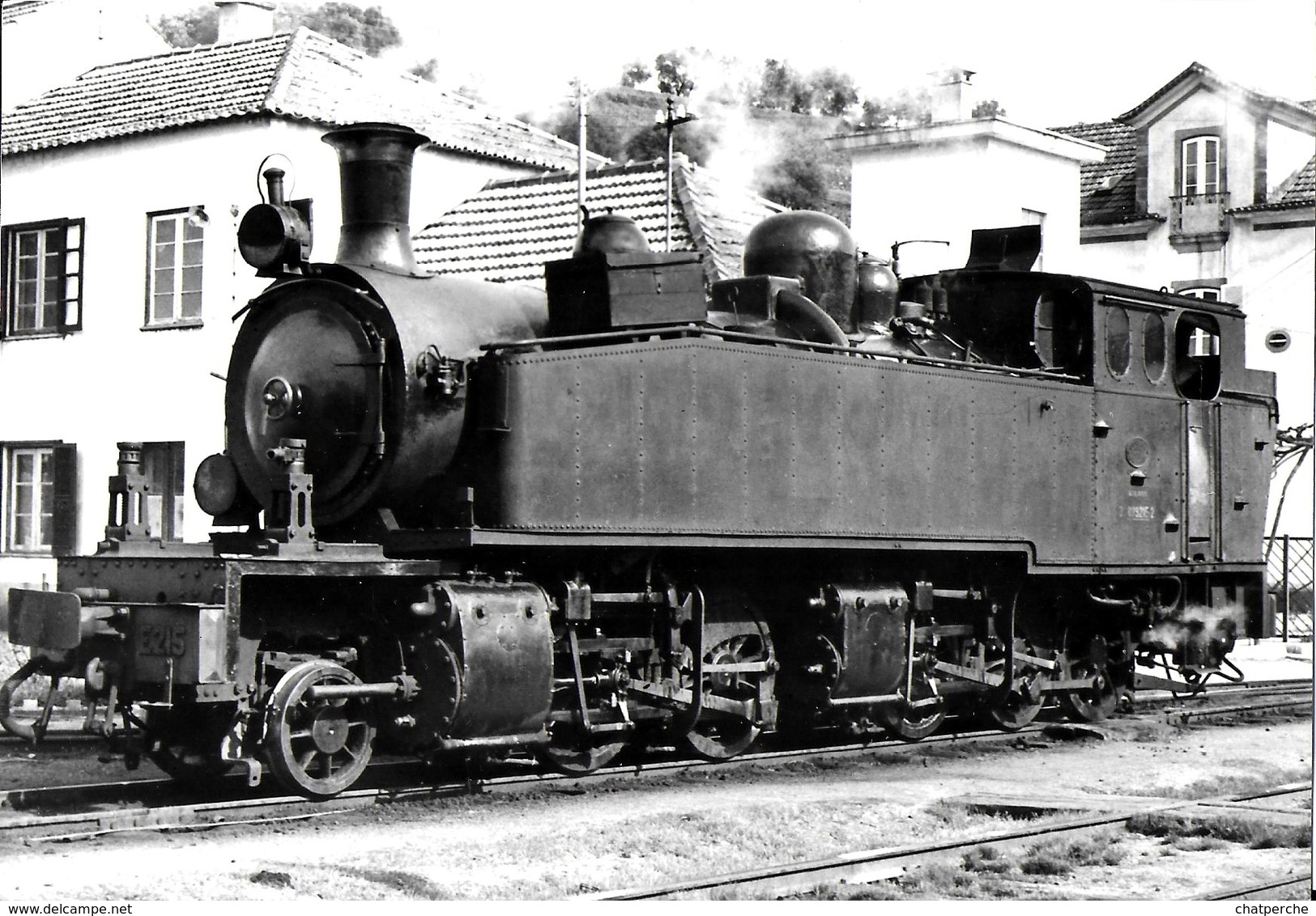 TRANSPORT TRAIN CP CHEMINS DE FER PORTUGAIS  120 + 030  A REGUA N° 510.11 - Trains