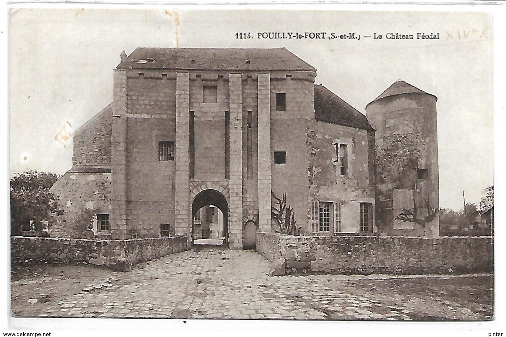 VERT SAINT DENIS - POUILLY LE FORT - Le Château Féodal - Sonstige & Ohne Zuordnung