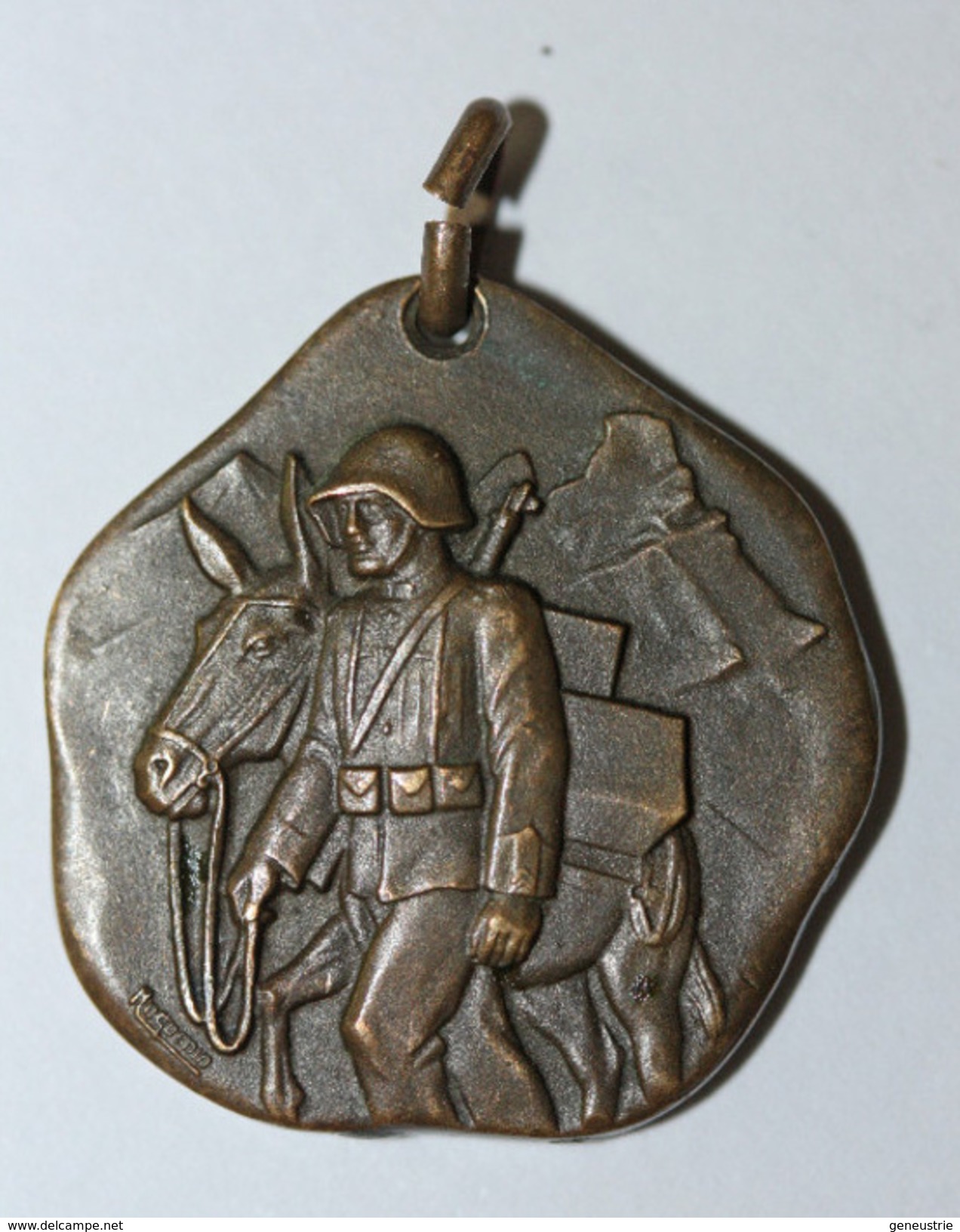 WW2 - Beau Pendentif Suisse Guerre 1939/1945 - Médaille WWII - Autres & Non Classés