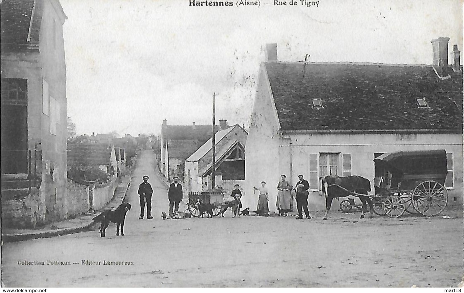 C.P.A. - HARTENNES - Rue De Tigny - Attelage De Chien - Villers-Cotterrets 1914 - Villers Cotteret - - Villers Cotterets