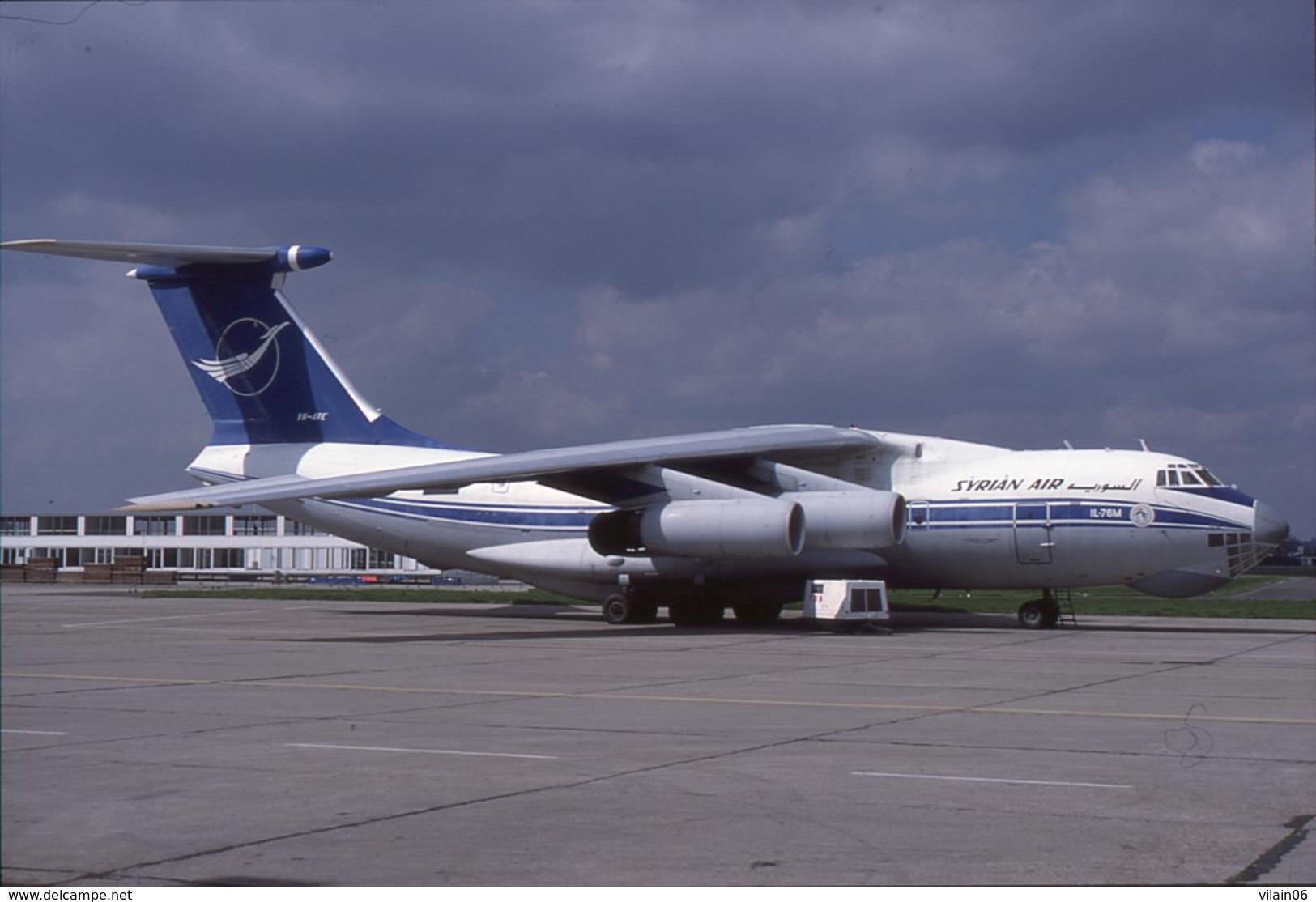 SLIDE / AVION / AIRCRAFT   KODAK  ORIGINAL    SYRIANAIR   IL 76  YK-ATC - Diapositive