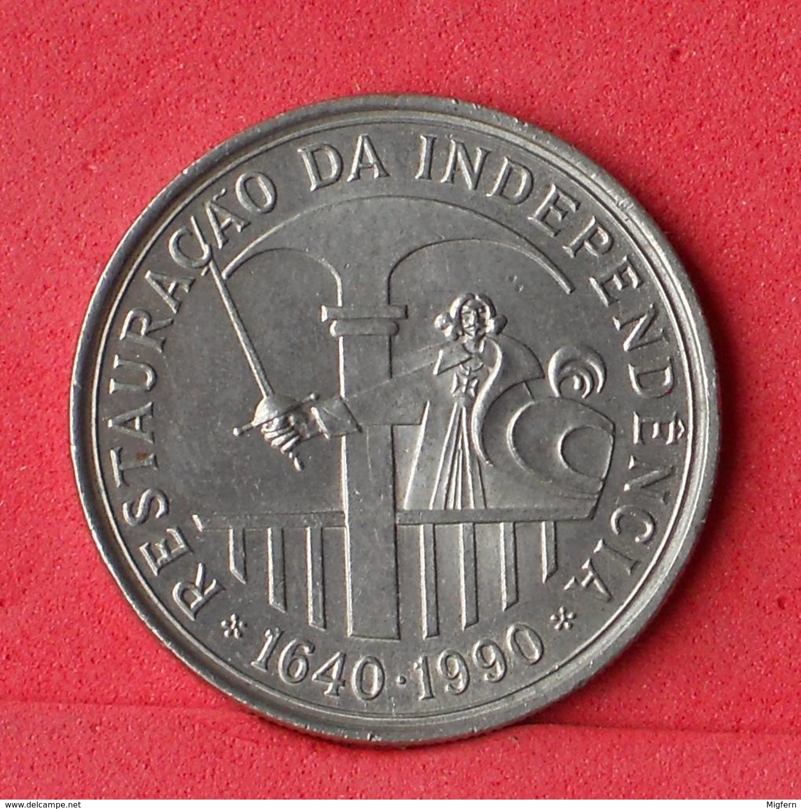 PORTUGAL 100 ESCUDOS 1990 -    KM# 651 - (Nº10249) - Portugal