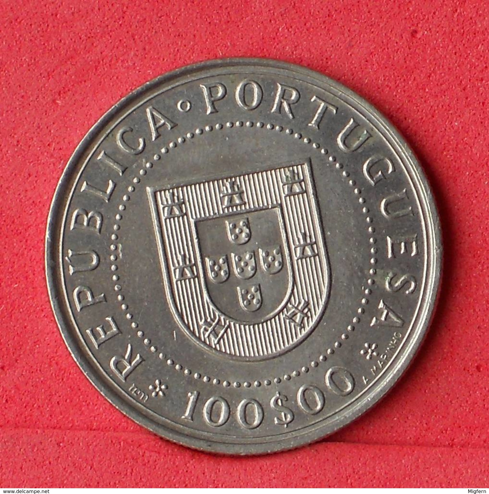 PORTUGAL 100 ESCUDOS 1990 -    KM# 651 - (Nº10249) - Portugal