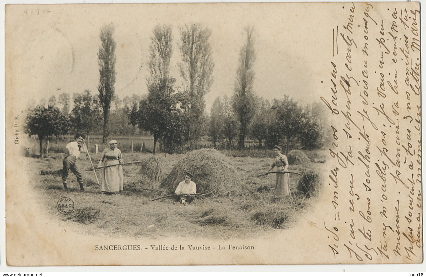 Sancergues Vallée De La Vauvise La Fenaison Ramassage Du Foin  Cliché PB - Sancergues