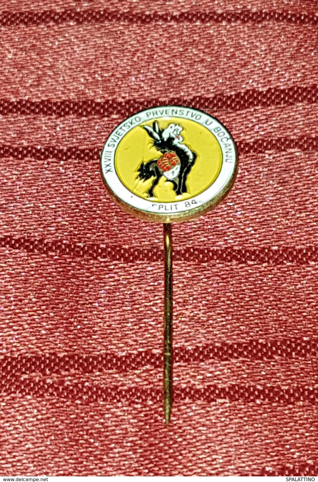 WORLD BOWLS- PÉTANQUE CHAMPIONSHIP SPLIT CROATIA 1984., DONKEY- RARE ORIGINAL VINTAGE PIN BADGE - Bowls - Pétanque