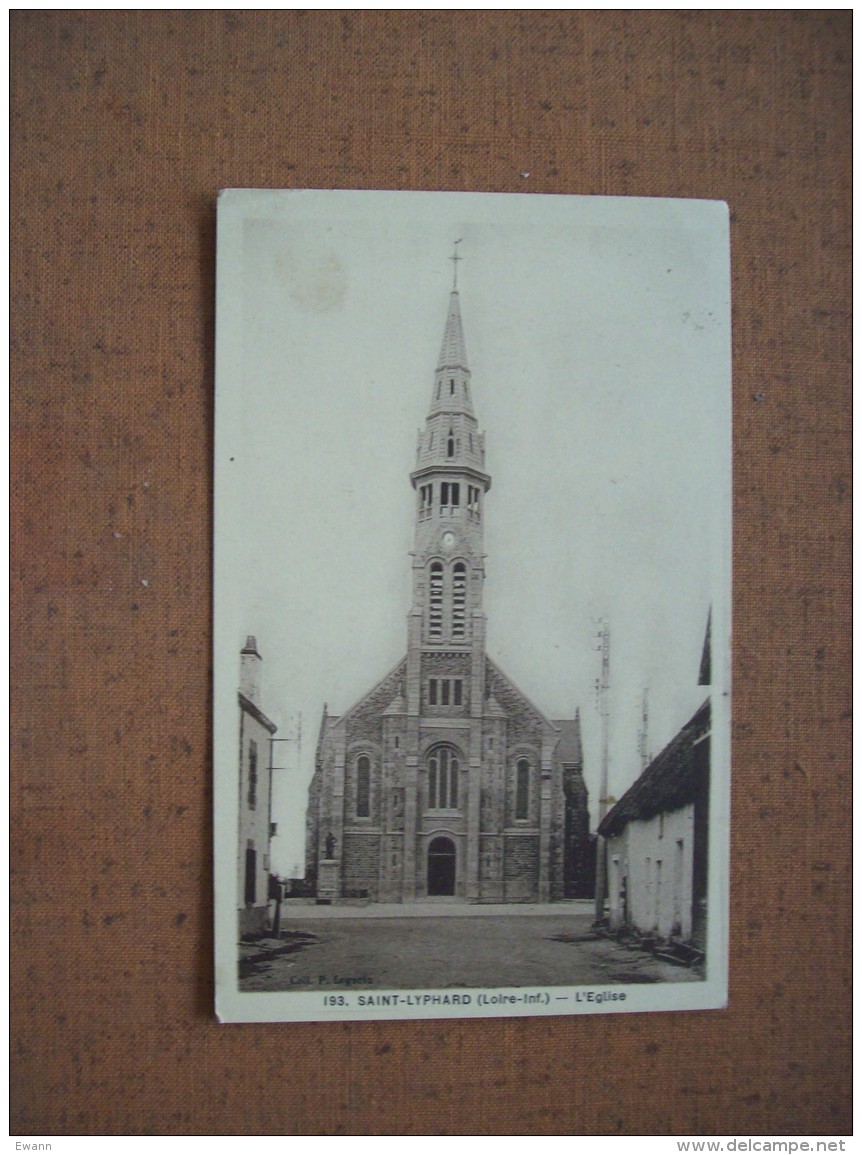 Carte Postale Ancienne De Saint-Lyphard:  L'Eglise - Saint-Lyphard