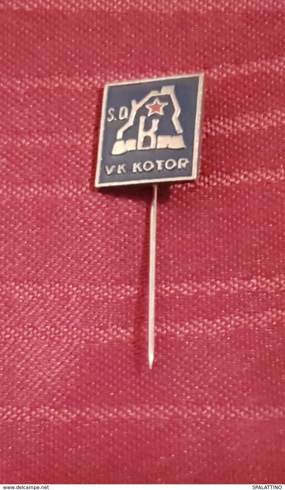 WATER POLO CLUB KOTOR CATTARO MONTENEGRO, ORIGINAL VINTAGE PIN BADGE - Waterpolo