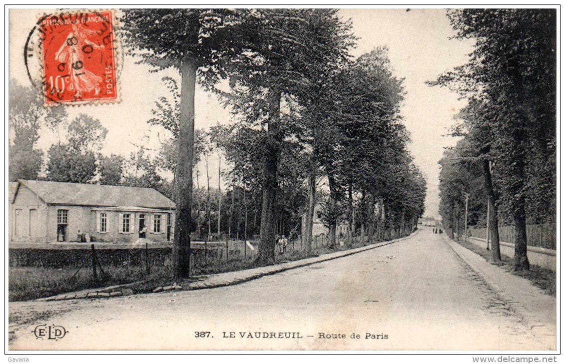 27 LE VAUDREUIL - Route De Paris   (Recto/Verso) - Le Vaudreuil