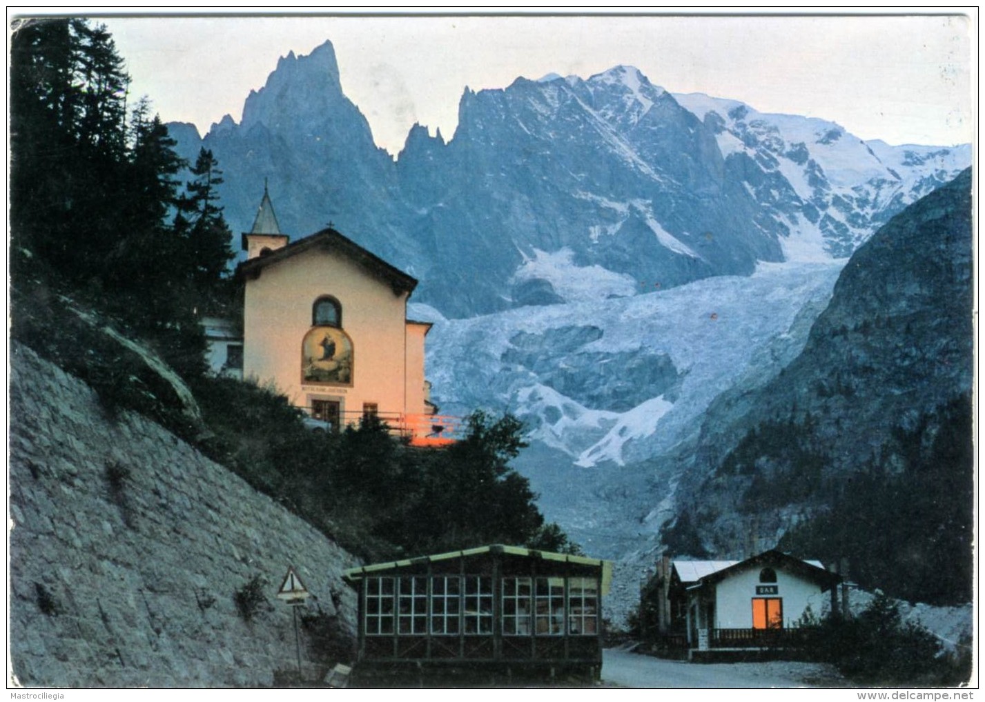 COURMAYEUR  AOSTA  Notre Dame De La Guerison  Monte Bianco - Altri & Non Classificati