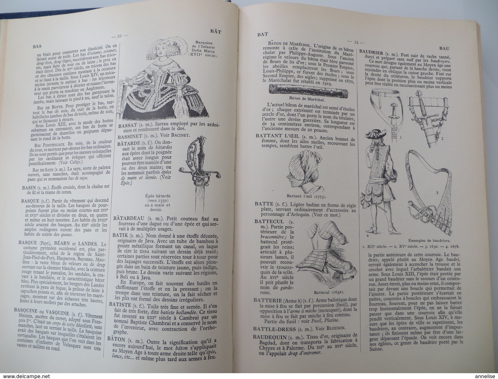 Dictionnaire Du Costume, Des Armes Et Des étoffes Des Origines à Nos Jours 1951 Leloir Ed Gründ - Dictionaries