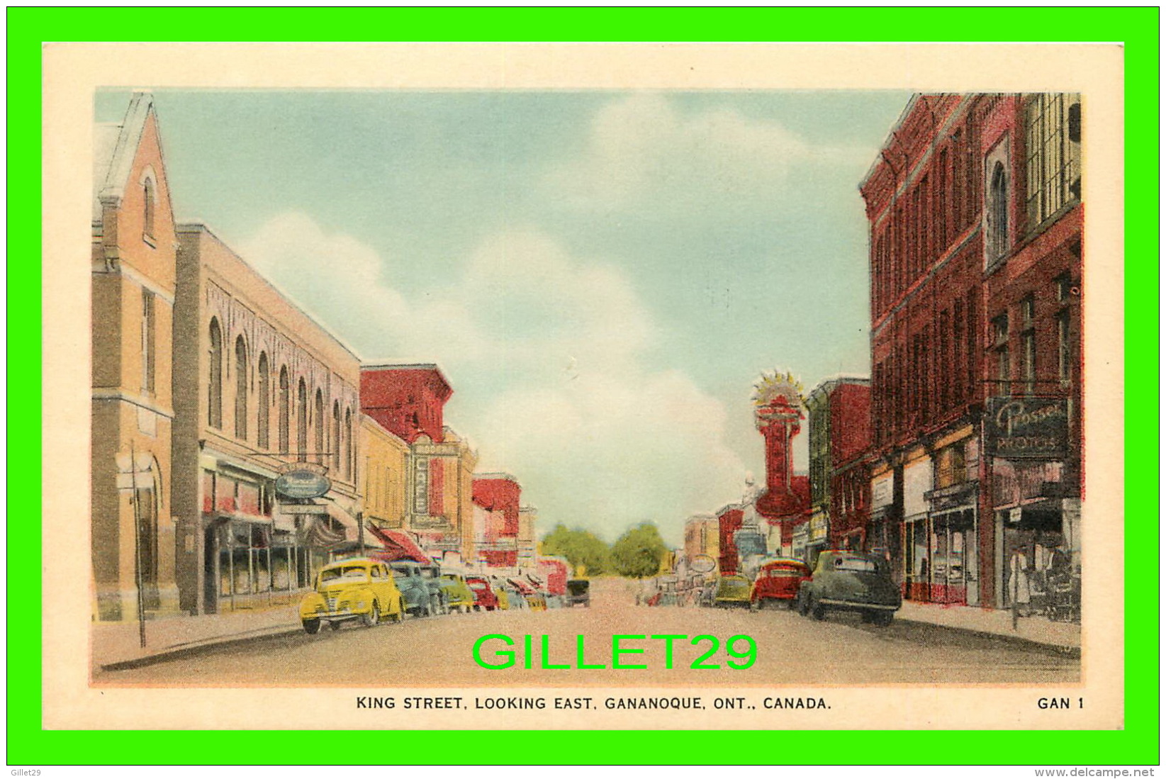 GANANOQUE, ONTARIO - KING STREET, LOOKING EAST - ANIMATED WITH OLD CARS - VALENTINE-BLACK CO LTD - - Gananoque