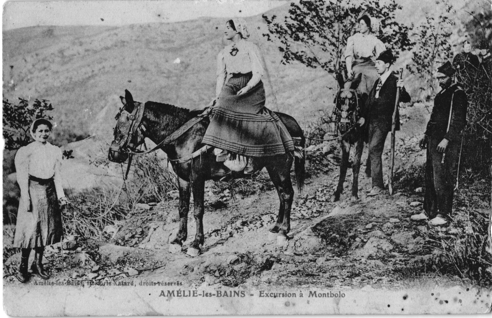 DESTOCKAGE LOT DE  + 400 cpa des PYRENEES ORIENTALES (66) - 1 euro pas de prix de réserve -  voir scans