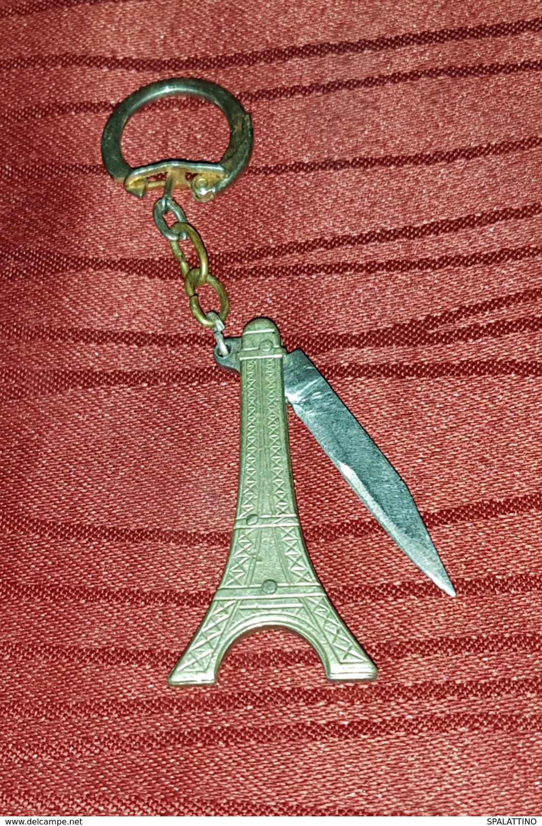 PARIS FRANCE, EIFFEL TOWER VINTAGE KEY CHAIN WITH KNIFE - Villes