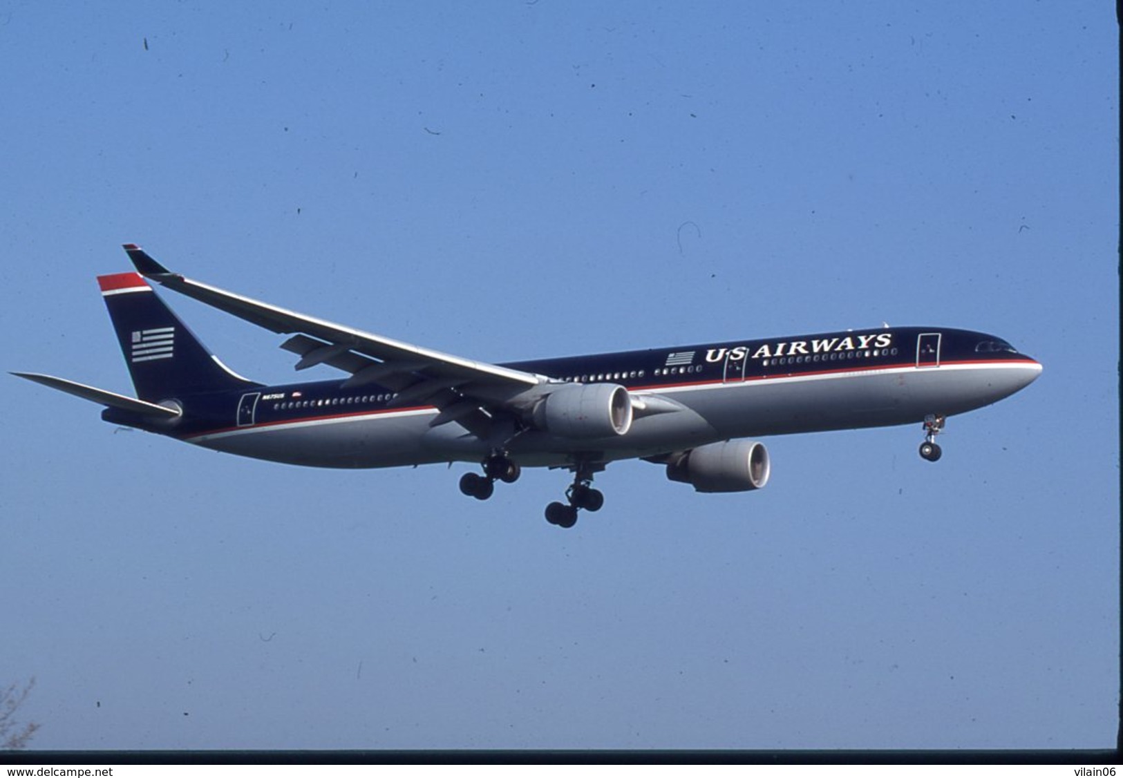 SLIDE / AVION / AIRCRAFT  ORIGINAL     US AIRWAYS  AIRBUS A 330   N675US - Diapositive