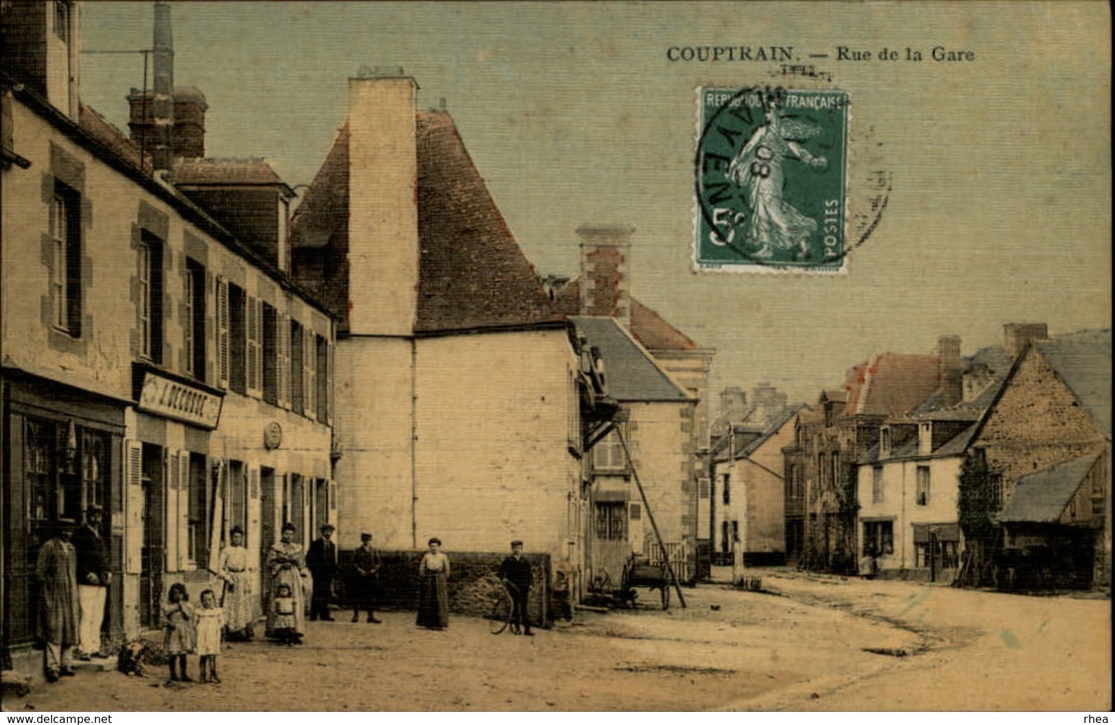 53 - COUPTRAIN - Rue De La Gare - Couptrain