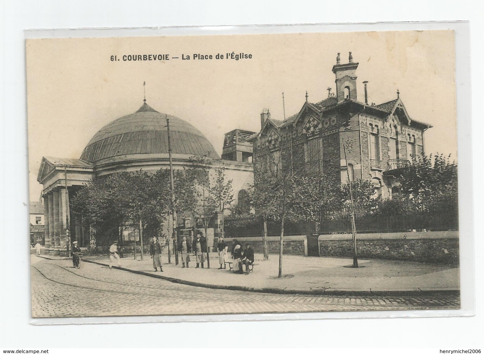 92 - Courbevoie - La Place De L'église - Courbevoie