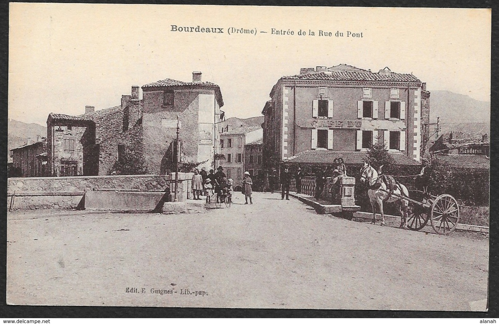 BOURDEAUX Entrée De La Rue Du Pont (Guignes) Drôme (26) - Other & Unclassified