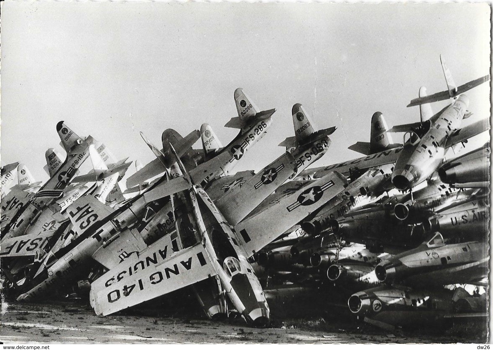 Tuckson (Arizona) - Cimetière D'Avions à Réaction, Des Milliards - Photo Marcel Isy-Schwart - Carte Non Circulée - 1946-....: Moderne