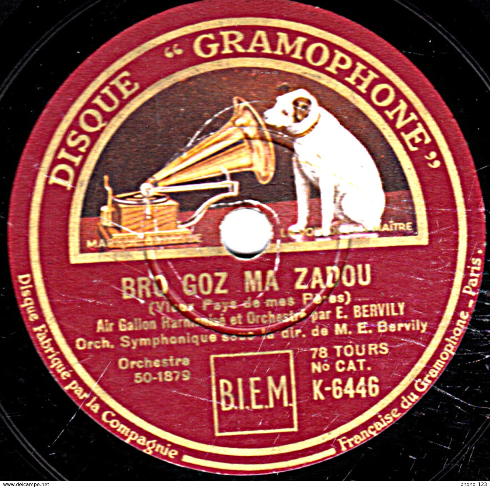 78 T - 25 Cm.- état TB - Orch. - KOUSK, BREIZ-IZEL (Dors, Basse-Bretagne) BRO GOZ MA ZADOU (Vieux Pays De Mes Pères) - 78 T - Disques Pour Gramophone