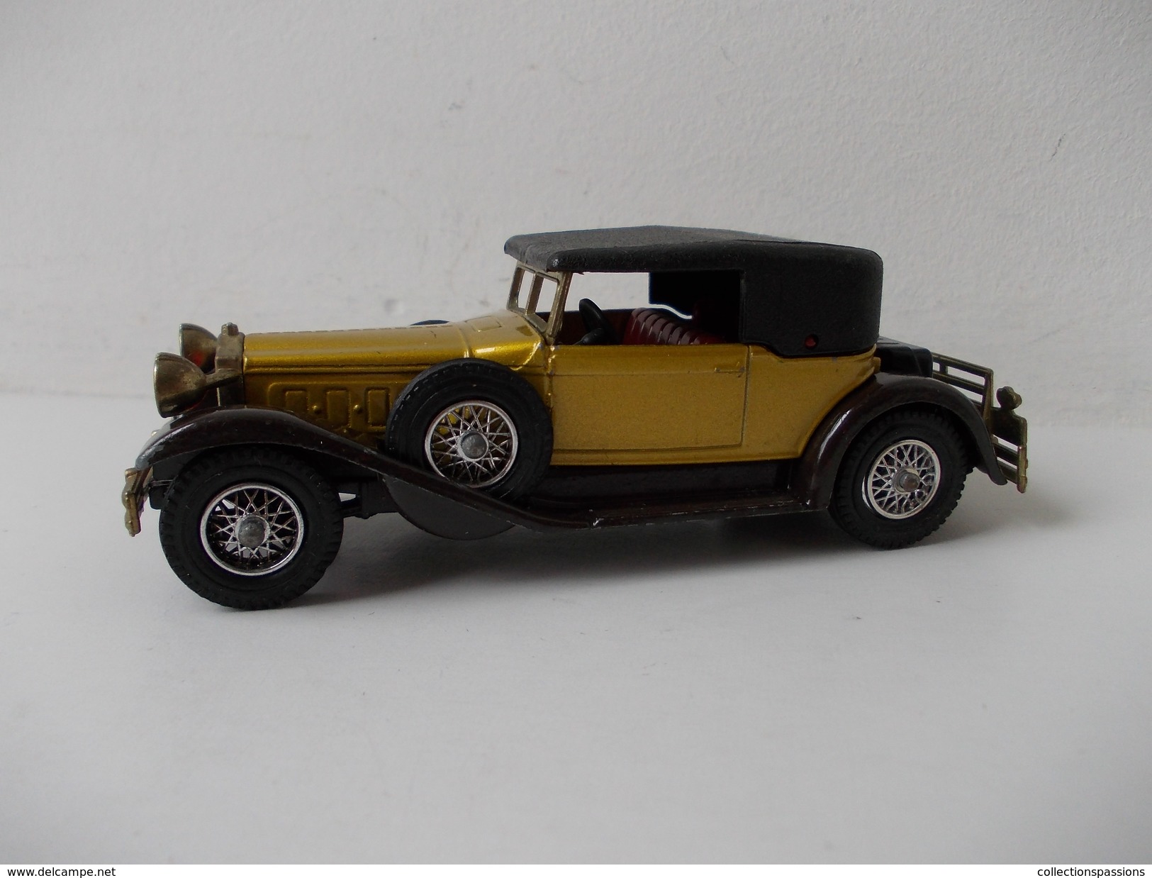 - MATCHBOX. Lesney. Packard Victoria 1930 - - Matchbox