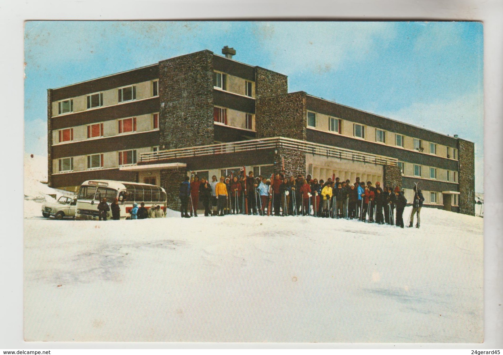 CPSM BESSE ET SAINT ANASTAISE (Puy De Dome) - SUPER BESSE Centre U.F.O.V.A.L De La Creuse - Besse Et Saint Anastaise