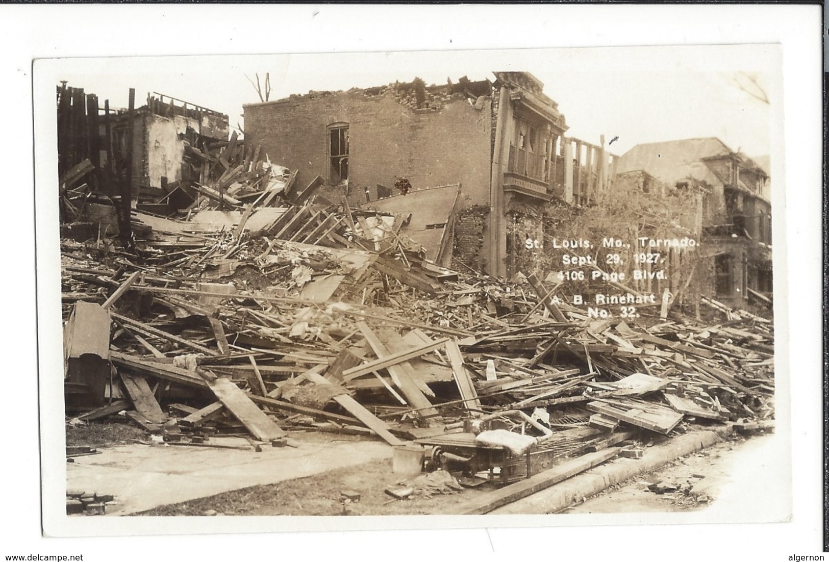 16497 -  St. Louis MO Tornado Olive St. Photograph By Rinehart N°32 - St Louis – Missouri