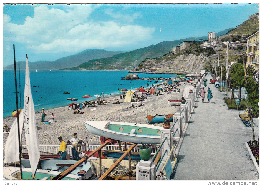 Italie - Ventimiglia - La Spiaggia - Plage Bâteaux Voiliers - Imperia